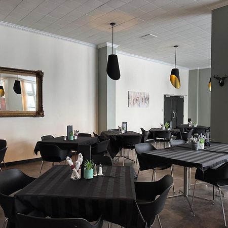 Manoir D'Youville Châteauguay Heights エクステリア 写真